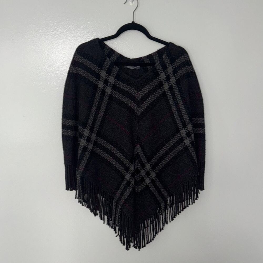 Burberry Women's Poncho Cashmere Wool Luxury One Size Fits Most
